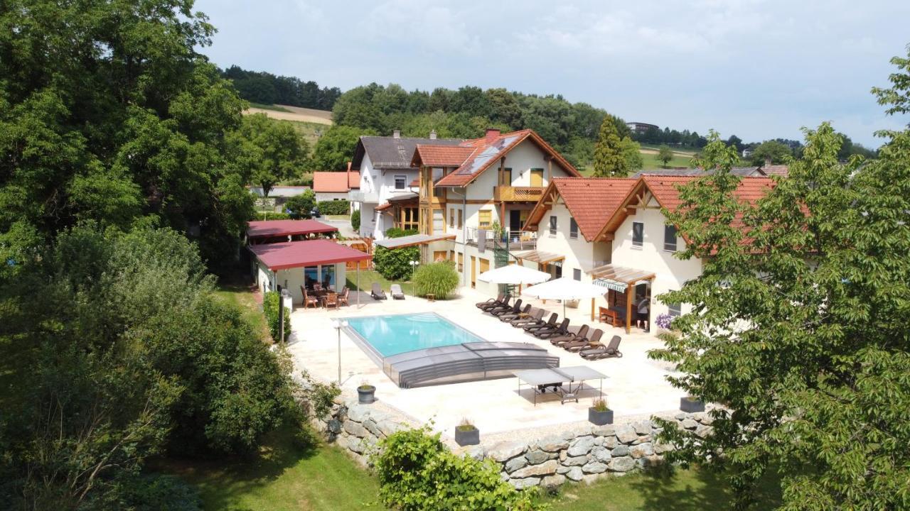 Ferienanlage Beatrix Stegersbach Exterior photo